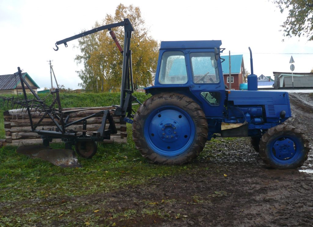 Права на трактор в Кедровом